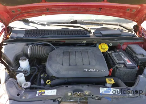 2016 Chrysler Town & Country Touring z USA, uszkodzony, nr VIN 2C4RC1BG0GR239501